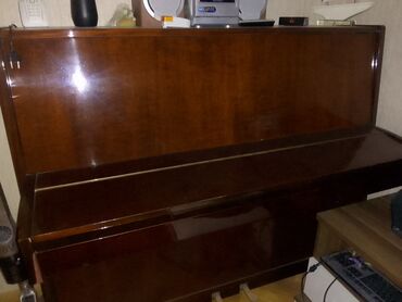 купить синтезатор бу: Пианино, Ростов-Дон, Акустический, Б/у, Самовывоз
