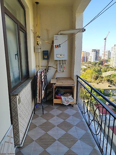 studio mənzil: Nizami rayonu, Neftçilər metrosunun yaxını, Xəzər Universitetinin — 10