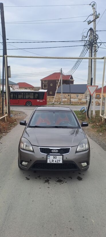 Kia: Kia Rio: 1.4 l | Sedan — 8