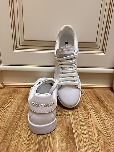 brend ayaqqabılar: Məhsul: 2 cüt qadın ayaqqabısı seti Orginal🔥🔥 1) Ağ dəri sneakers – — 5