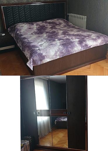Taxt ve dolab birlikdə 330azn. Hec bir problemi yoxdur. Dolabin ici lalafo.az -da Taxt ve dolab birlikdə 330azn. Hec bir problemi yoxdur. Dolabin ici