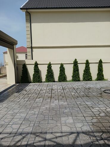 Həyət evləri və villaların satışı: 8 otaq, 180 kv. m, Yeni təmirli