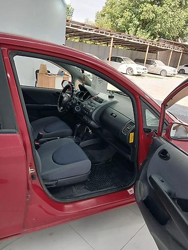 хечбек: Honda Jazz: 2005 г., Автомат, Бензин, Хэтчбэк — 2