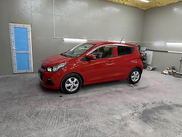 mini cuper: Chevrolet Spark: 2017 г., 1 л, Автомат, Бензин, Хэтчбэк — 2