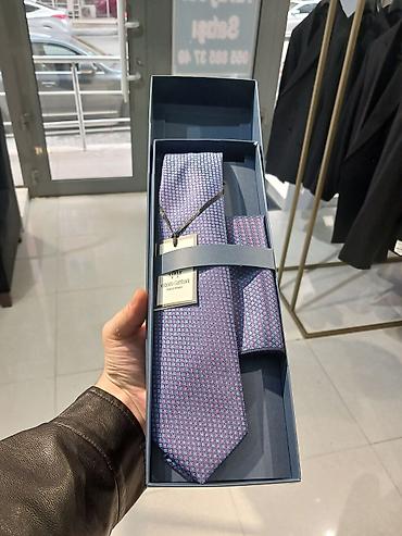 qara jaket: 100dən artıq çeşidi olan bütün qalstuklarımız hədiyyəlik qablaşdırmada — 1
