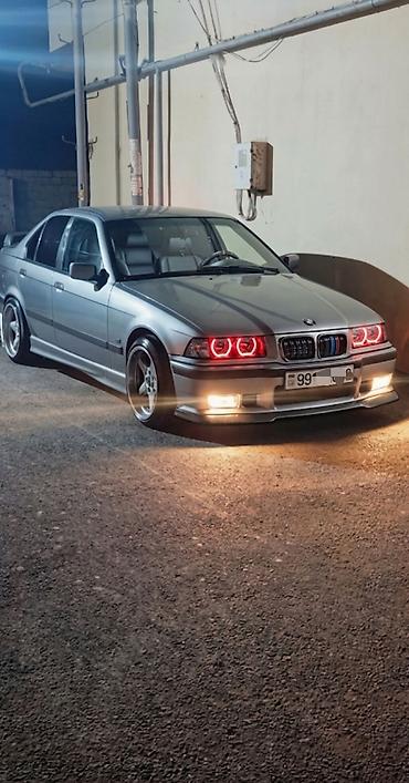 BMW: 📣Salam diqqetle oxu sonra yaz☝️ Maşın ilinə görə əla vəzyetdedir👍 — 2