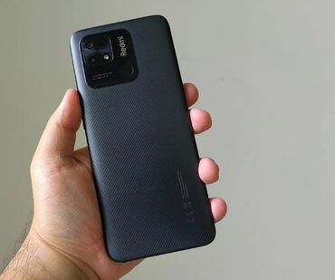 redmi 10 a qiymeti: Təcili satılır. ! telefon xanım işlədib qiyməti münasibdir karobkasi