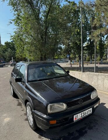 авто бу в рассрочку от частного лица: Volkswagen Golf: 1994 г., 1.8 л, Механика, Бензин, Хетчбек