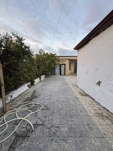 Həyət evləri və villaların satışı: Binəqədi qəs. 3 otaqlı, 100 kv. m, Kredit yoxdur, Yeni təmirli -da lalafo.az — 7 Həyət evləri və villaların satışı: Binəqədi qəs. 3 otaqlı, 100 kv. m, Kredit yoxdur, Yeni təmirli — 7