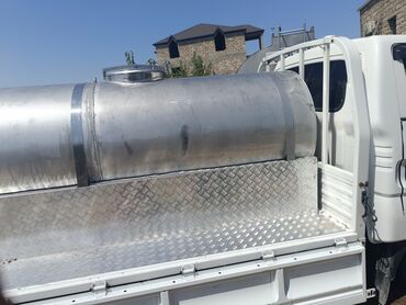 Baklar və çənlər: Paslanmayan poladdan süd və qida daşıma/saxlama çənləriSüd ve su — 30