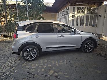 bmw e318: Kia Niro: 2022 г., Автомат, Электромобиль, Кроссовер — 4
