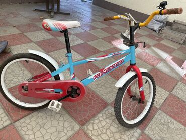 детский велосипед cube: Forward meteor 18 диски 
На 5-8 лет 
Состояние хорошее 
Цена 6000т