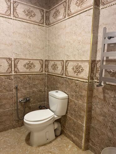 Uzunmüddətli kirayə mənzillər: 3 otaqlı mənzil – zövqlü interyer, hazır yaşayış - Plan: geniş qonaq — 5