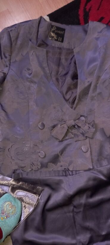 Dəstlər, kostyumlar: Kastyum üclü dəst yaxşı qalıb razmer 46 yazlıq yaylıq astarlıdır brend — 5