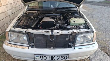 Mercedes-Benz: Mercedes-Benz C-Class: 2.3 l | 1998 il Sedan — 14