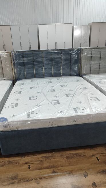 Двуспальные кровати: Двуспальная кровать, С ящиком для хранения, длина - 200 см — 29