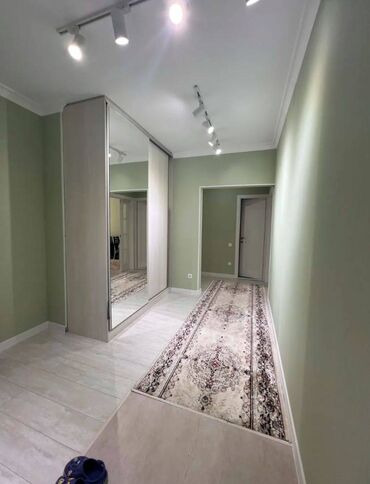 Продажа квартир: 2 комнаты, 71 м², 108 серия, 4 этаж, Евроремонт