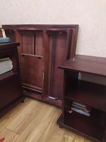foldable table: Стол раздвижной и разборный. В разборном виде ножа выполняет функцию — 8