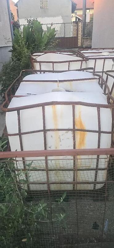 kibla piva: CISTERNE ZA VODU 1000L | Cena je fiksna . 30e  cisterna je  cela — 3