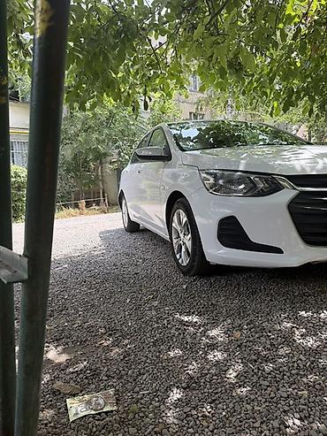 обмен спарк: Chevrolet Onix: 2020 г., 1 л, Автомат, Бензин, Седан — 4