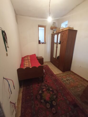 Mənzil kirayələyirəm: 4 otaqlı, 120 kv. m — 10