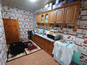 Həyət evləri və villaların satışı: 2 otaqlı, 20 kv. m, Kredit var, Orta təmir — 7