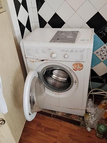 dentin pasta: Indesit önyükləməli paltaryuyan maşın - Yükləmə həcmi: 5 kq - Enerji — 2