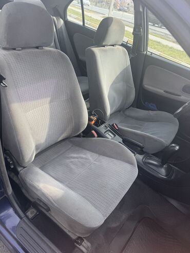 Mitsubishi: Mitsubishi Carisma: 1996 г., 1.6 л, Автомат, Бензин, Седан — 8