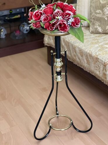 Tumbalar: Təcili!Gül,telefon qoymaq üçün altlıq satılır.Hündürlüyü 80sm.Qiyməti -da lalafo.az — 2 Tumbalar: Təcili!Gül,telefon qoymaq üçün altlıq satılır.Hündürlüyü 80sm.Qiyməti — 2