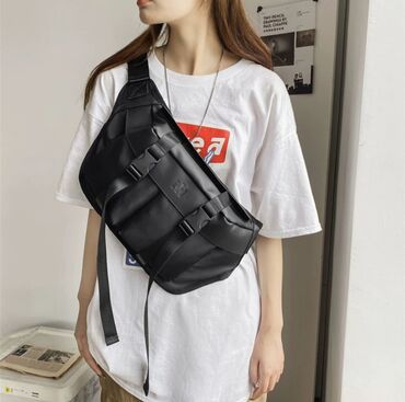 Барсетки: ПРОДАЮ НОВУЮ,КАЧЕСТВЕННУЮ И ОЧЕНЬ СТИЛЬНУЮ СУМКУ/БАРСЕТКУ.НЕ at lalafo.kg — 20 Барсетки: ПРОДАЮ НОВУЮ,КАЧЕСТВЕННУЮ И ОЧЕНЬ СТИЛЬНУЮ СУМКУ/БАРСЕТКУ.НЕ — 20