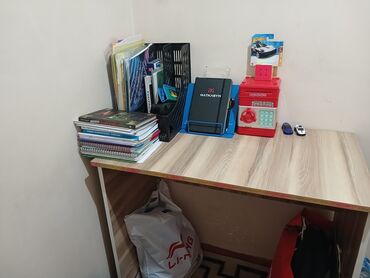 бу шифанеры: Жазуу үстөл, Колдонулган