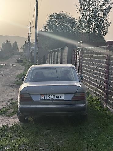 ford transit 2003: Mercedes-Benz W124: 1991 г., 2 л, Механика, Бензин, Седан — 6