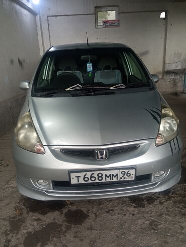 заказать наклейки на авто: Honda Fit: 2001 г., 1.3 л, Автомат, Бензин, Жол тандабас