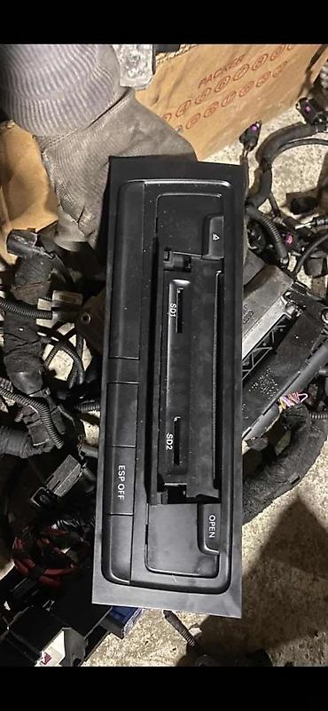 pezo 1: AUDI A4 B8 MODUL NAVIGACIJE MMI | Audi vw delovi 06******** — 2