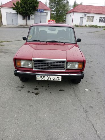 Информатика: VAZ 2107 sedan – qırmızı rəng - Nömrə: 55-BV-220 (AZ) - Kuzov: 4
