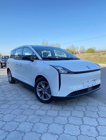 Продажа авто: JMEV : 2021 г., 0.1 л, Автомат, Электромобиль, Минивэн — 1