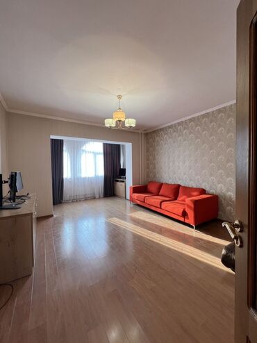 Продажа квартир: 3 комнаты, 79 м², Индивидуалка, 6 этаж, Косметический ремонт