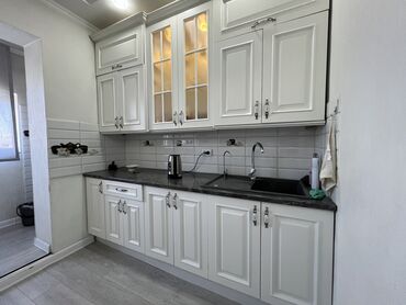 квартира на месис: 3 комнаты, 86 м², 106 серия улучшенная, 9 этаж, Евроремонт