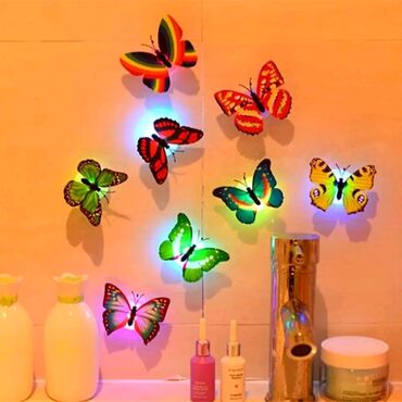 Rasveta: Svetleći leptiri - zidna dekoracija Cena:800din / 5kom LED Leptir koji