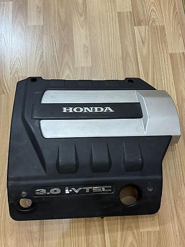 крышка от мотора: Крышка декоративная двигателя Honda 3.0 i-VTEC - Оригинальная верхняя — 1