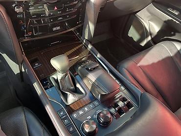 Lexus: Lexus LX: 2017 г., 5.7 л, Бензин — 8