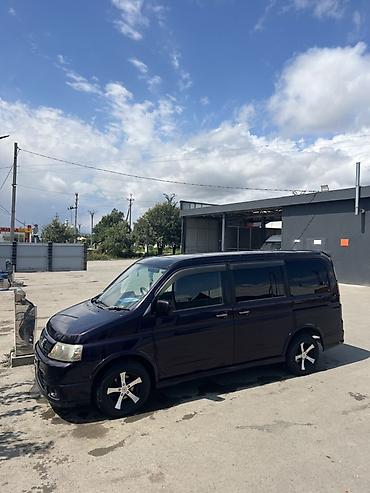 step: Honda Stepwgn: 2004 г., 2 л, Автомат, Бензин, Минивэн — 2
