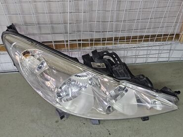 Передние фары: Передняя правая фара Peugeot 2008 г., Б/у, Оригинал, Германия — 4