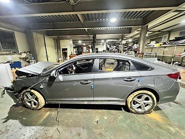 Дверь Задняя левая Hyundai, Б/у, Оригинал at lalafo.kg Дверь Задняя левая Hyundai, Б/у, Оригинал