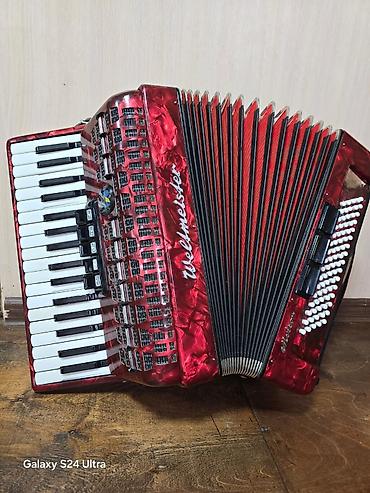 Аккордеоны: Продаются аккордеоны по выгодной цене,в отличном состоянии, звоните — 7