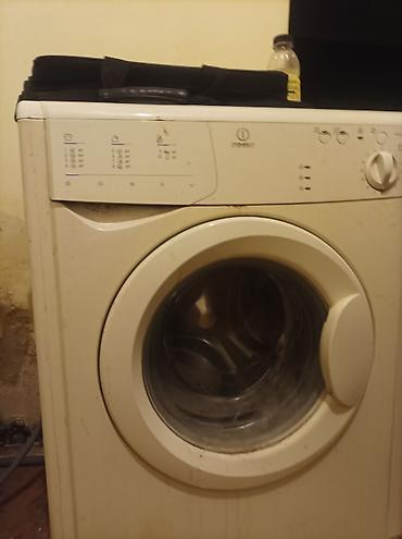 indesit: Indesit önyükləməli paltaryuyan maşın - Ön yükləmə, şüşəli iri lyuk - — 4