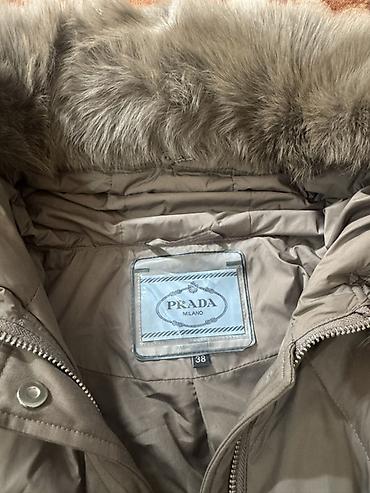 куртка прада: Женская зимняя пуховая парка Prada Milano, размер 38 (на бирке) — 2