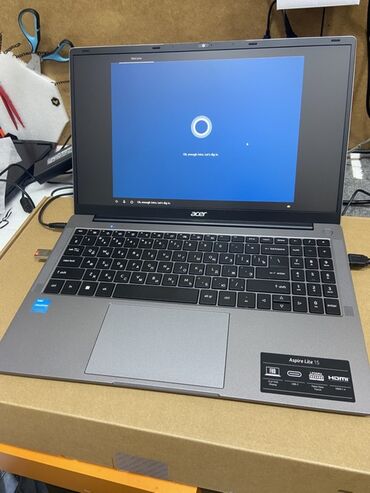 Noutbuklar, kompüterlər: Biz sizə bütün kompüter və noutbuk xidmətlərini təklif edirik