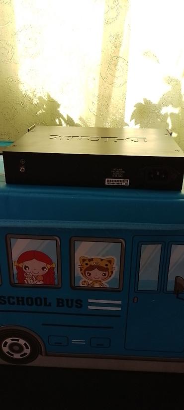 Modemlər və şəbəkə avadanlıqları: D-Link xStack DES-3200-10 idarəolunan switch - Model: DES-3200-10 — 9