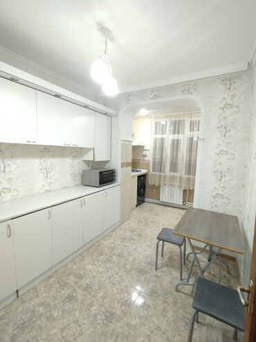 Uzunmüddətli kirayə mənzillər: Mənzil Xırdalan şəhərinin mərkəzində, 27-ci məhəllədə daş binada — 16